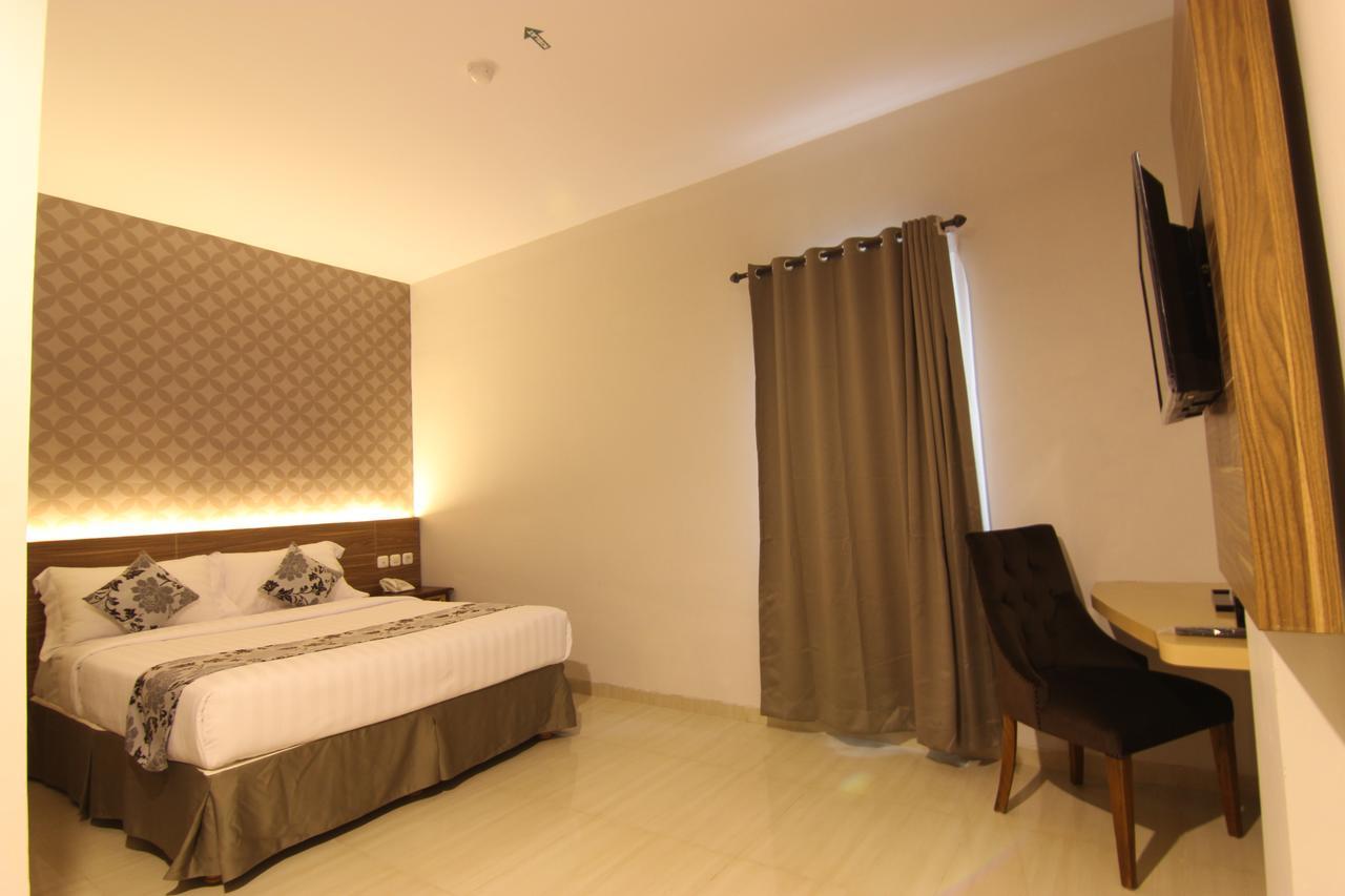Grand Amira Hotel Solo, Azana Hotels Collection Exterior photo