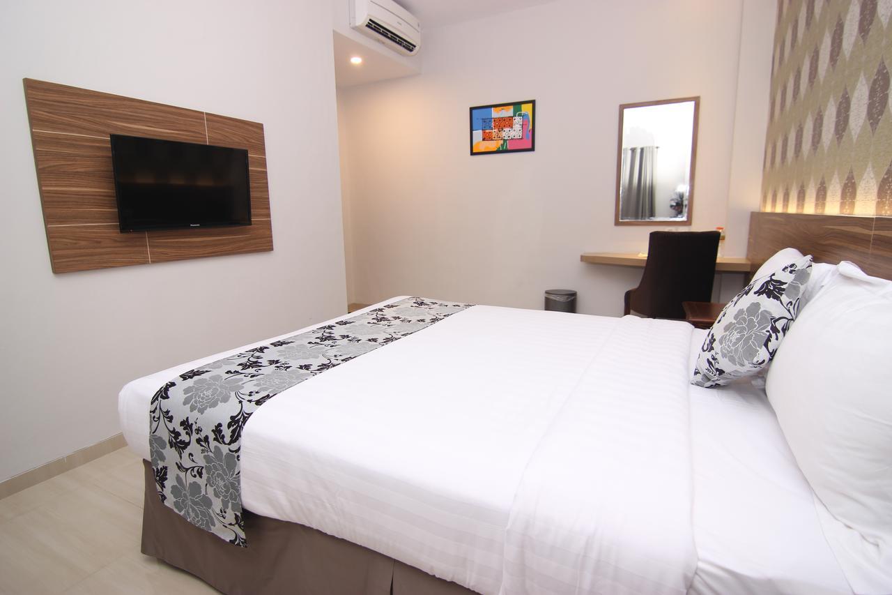 Grand Amira Hotel Solo, Azana Hotels Collection Exterior photo